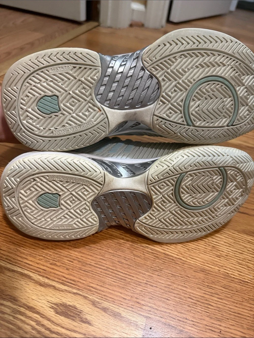 K-Swiss good used